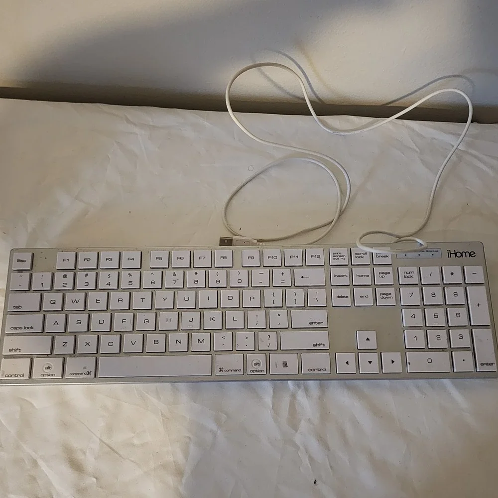 iHome IMAC-K121S Full Size Mac Keyboard USB